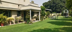 6 BHK Independent House For Sale in Sector 8