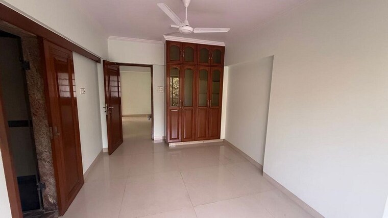 Room, bandra west 3 Bedroom 1400 Sq.Ft. Apartment In Bandra West Mumbai 10201319
