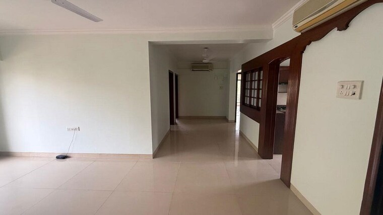 Room, bandra west 3 Bedroom 1400 Sq.Ft. Apartment In Bandra West Mumbai 10201319