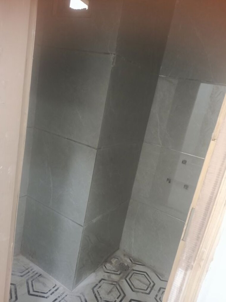 Bathroom, govindpuri 1 Bedroom 380 Sq.Ft. Builder Floor In Govindpuri Delhi 10201340