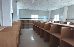  Office Space For Rent in Hazratganj