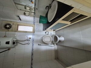 Bathroom in 3.5 BHK Builder Floor at Mayur Vihar – for Rent