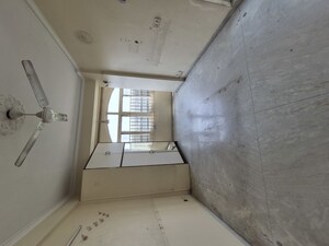 Bathroom in 3.5 BHK Builder Floor at Mayur Vihar – for Rent