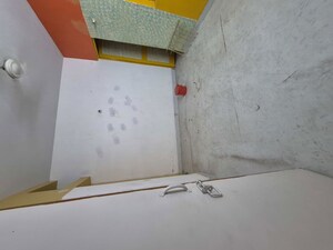 Room in 2.5 BHK Builder Floor at Vasant Apartment Mayur Vihar, Mayur Vihar 1 – for Rent