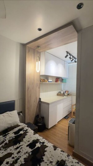 Study Room in 3 BHK Builder Floor at New Rajinder Nagar – for Sale