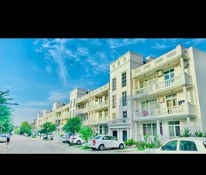3.5 BHK Builder Floor – Exterior View View at DLF Hyde Park, South Mullanpur - for Sale
