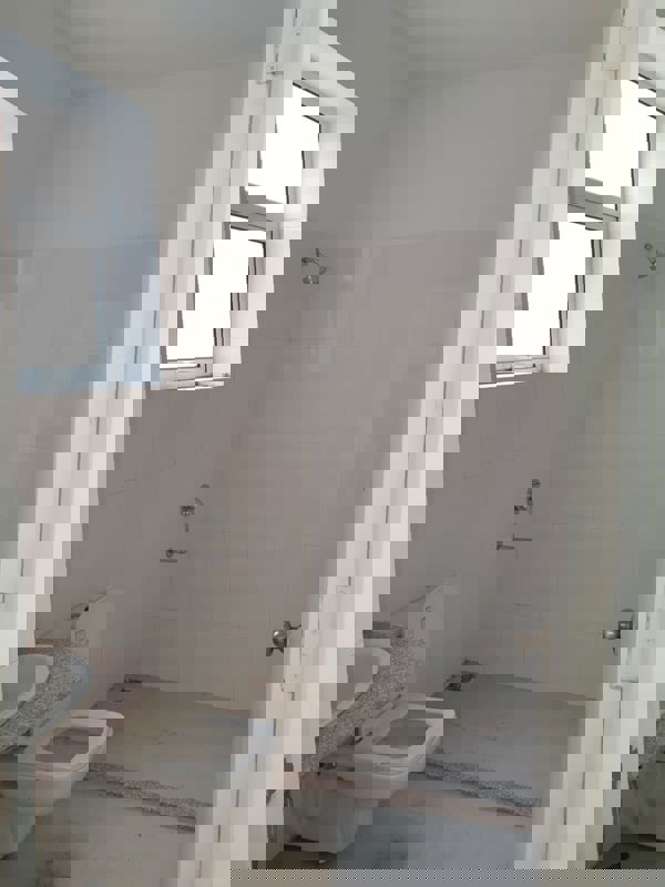 3.5 BHK + Servant Room 1888 Sq.Ft. Builder Floor in DLF Hyde Park