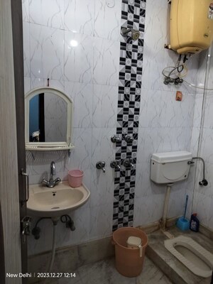 Bathroom in 3 BHK Builder Floor at Dashrath Puri – for Sale