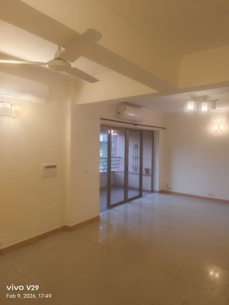 Room, signature-global-city-81 2 Bedroom 1100 Sq.Ft. Builder Floor In Sector 81 Gurgaon 10198115
