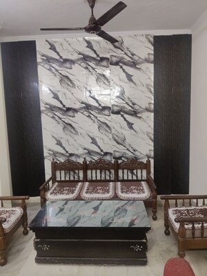 1 BHK Builder Floor For Rent in Bhogal