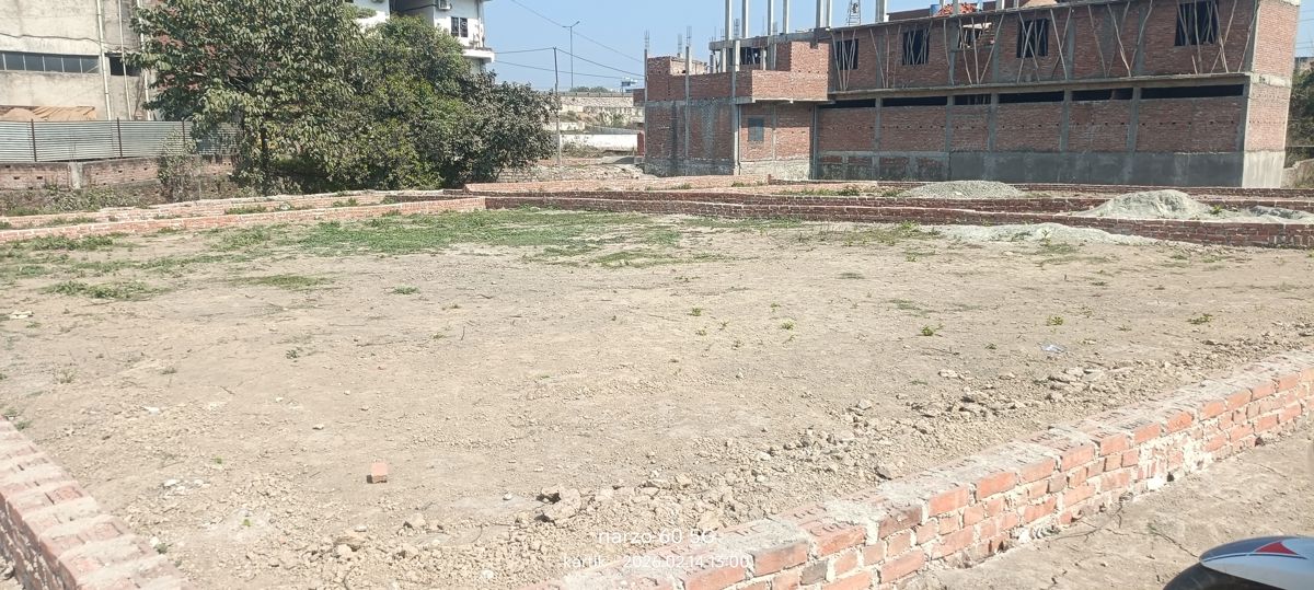 Plot For Sale in Mirzamurad