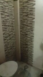 100 Sq.Yd. Warehouse in Kalkaji