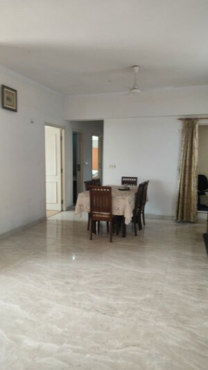 Room in 3 BHK Apartment at Hiranandani Meadows, Manpada – for Sale