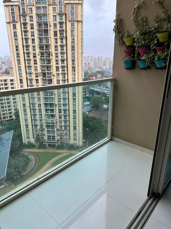 2 BHK Apartment For Rent in Sheth Vasant Lawns