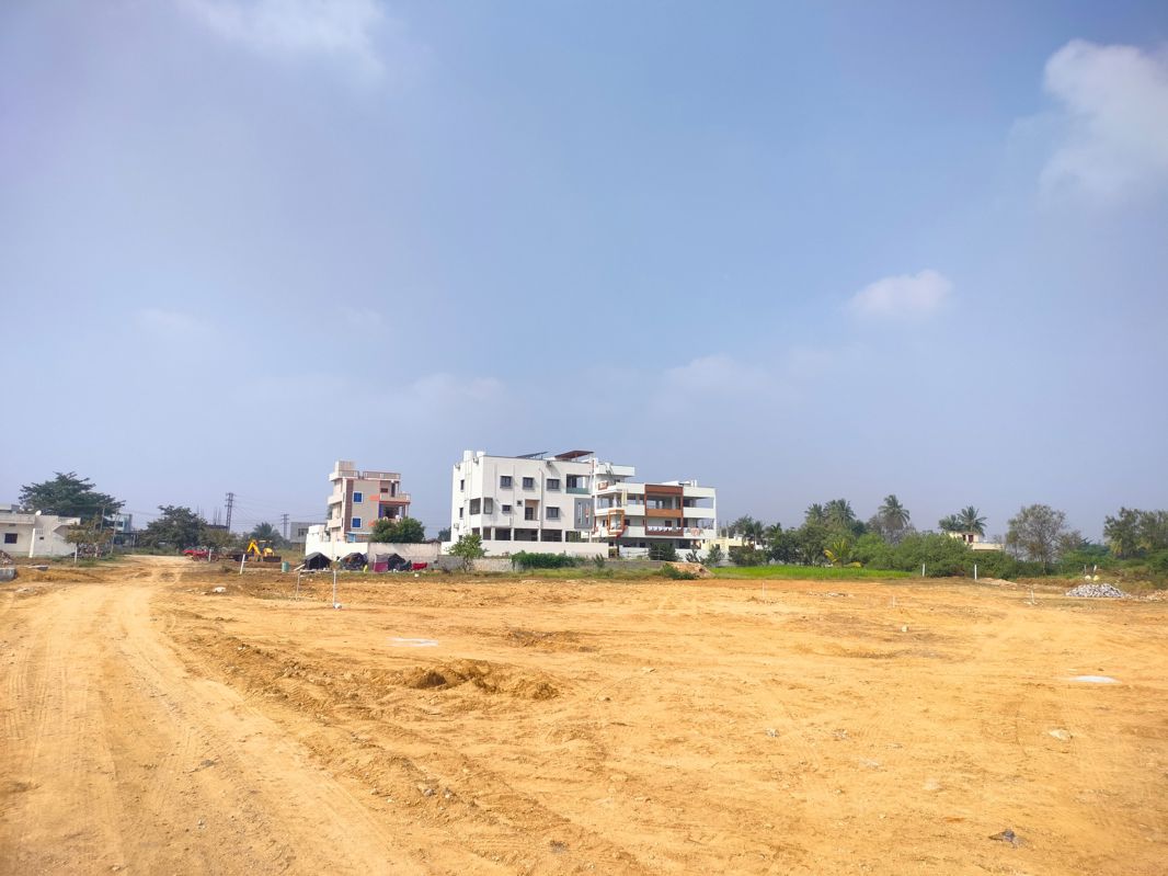 Plot For Sale in Injapur