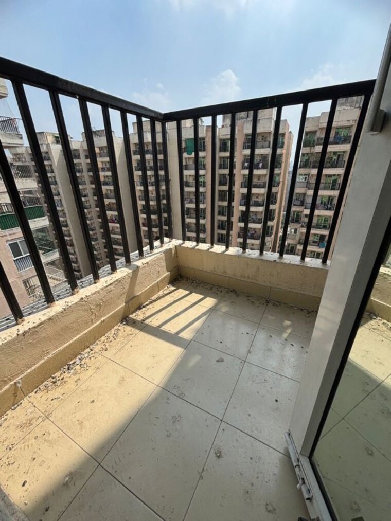 Balcony, gaur-city-2-12th-avenue 3 Bedroom 1320 Sq.Ft. Apartment In Sector 16c Greater Noida Greater Noida 10201451