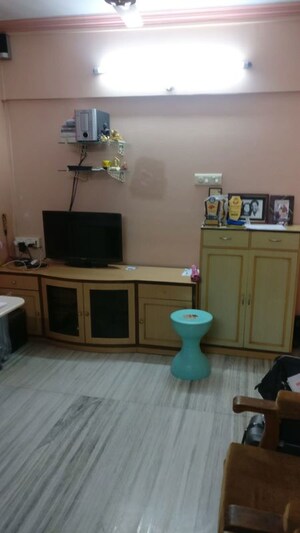 Room in 1 BHK Apartment at Millenium Park, Mulund East – for Sale