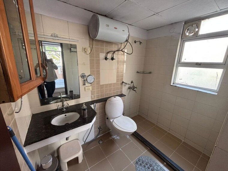 Master Bedroom, bestech-park-view-residency 3 Bedroom 1800 Sq.Ft. Apartment In Sector 3 Gurgaon 10201485