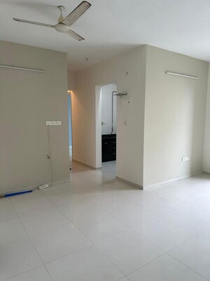 Living Room in 2 BHK Apartment at Sheth Vasant Lawns, Laxmi Nagar – for Rent