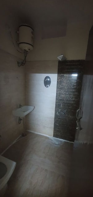 Bathroom in 4 BHK Builder Floor at Sector 85 – for Rent