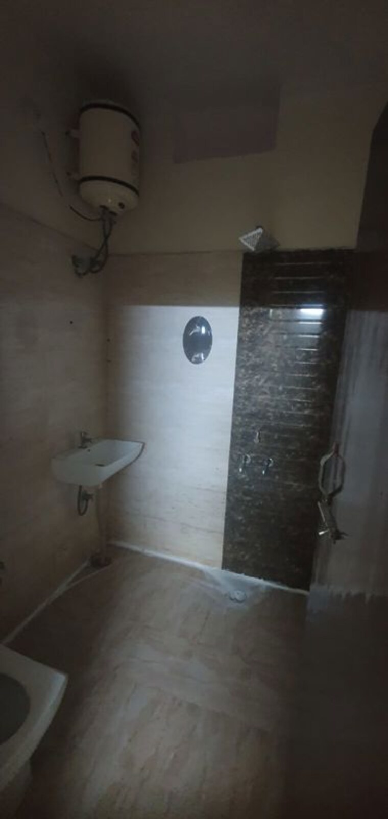 Bathroom, sector 85 4 Bedroom 2520 Sq.Ft. Builder Floor In Sector 85 Gurgaon 10201502