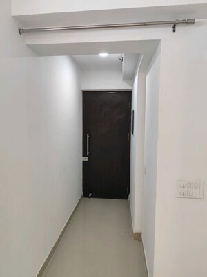 Room in 2 BHK Apartment at RG Luxury Homes, Sector 16b Greater Noida – for Rent