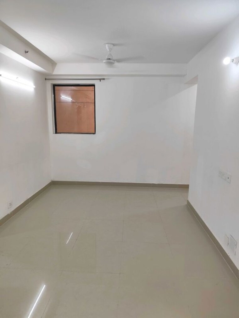 Room, rg-luxury-homes 2 Bedroom 1230 Sq.Ft. Apartment In Sector 16b Greater Noida Greater Noida 10201481