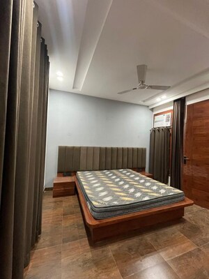 Bedroom in 1 BHK Builder Floor at Vipul Tech Square, Sector 43 – for Rent