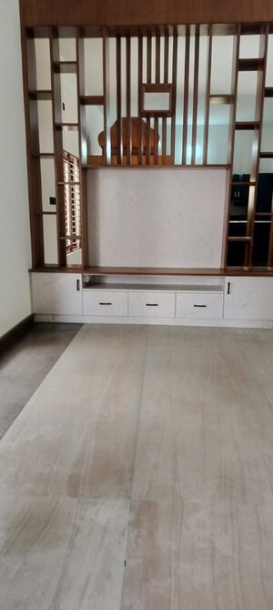 Room in 6+ BHK Independent House at Yeshwanthpur – for Sale