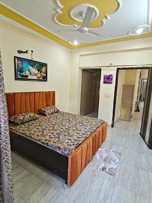 Bedroom in 2 BHK Builder Floor at Sector 51 – for Rent