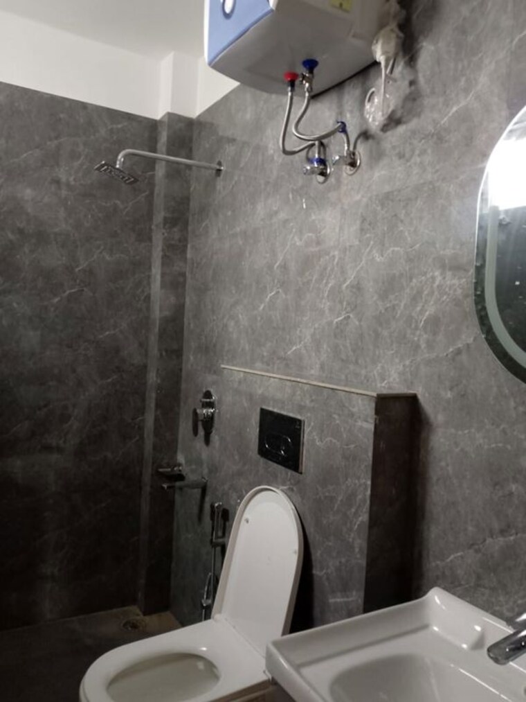 Bathroom, sector 51 2 Bedroom 1377 Sq.Ft. Builder Floor In Sector 51 Gurgaon 10201627