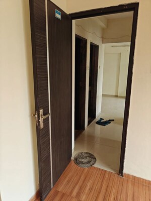 Bathroom in 2 BHK Builder Floor at Land Craft Golf Links Villa, Pandav Nagar – for Rent