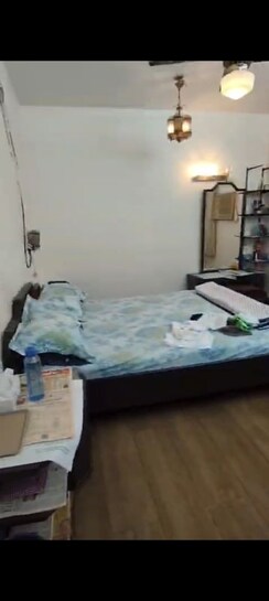 1 BHK + Study Room Apartment For Rent in Patel Apartment