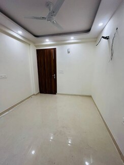 1 BHK Builder Floor For Rent in Chattarpur