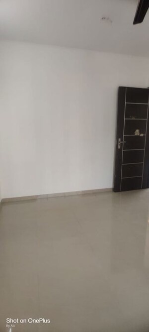 Room in 2 BHK Apartment at Nahar Jonquille And Jamaica, Chandivali – for Rent