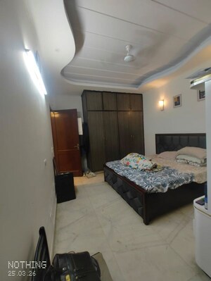 Bedroom in 3.5 BHK Builder Floor at Sector 40 – for Rent