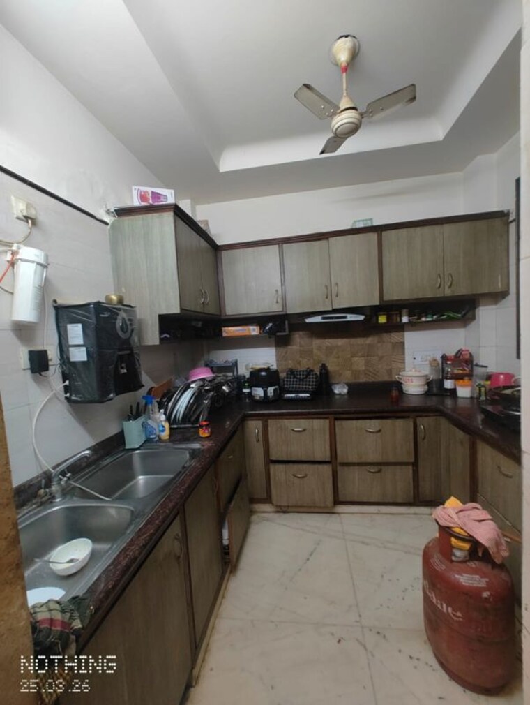 Kitchen, sector 40 3.5 Bedroom 350 Sq.Yd. Builder Floor In Sector 40 Gurgaon 10201761