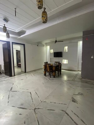 3.5 BHK Builder Floor For Rent in Sector 40
