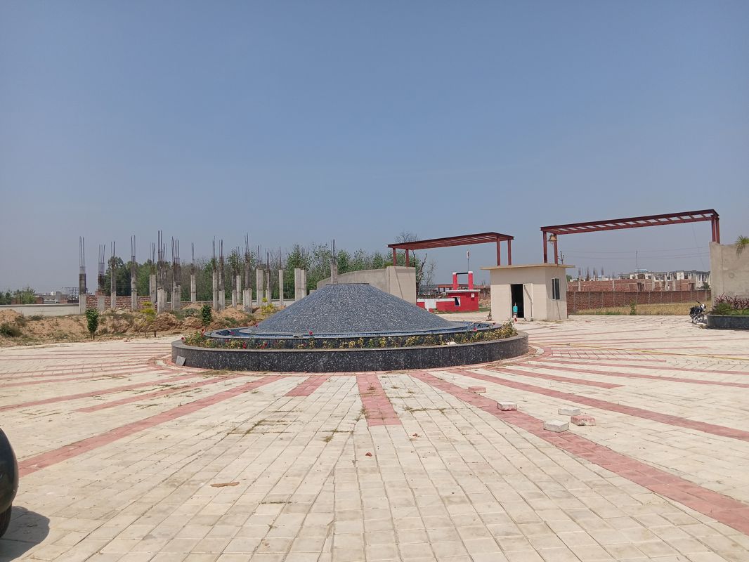 Plot For Sale in New Moradabad