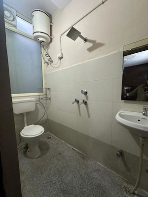 Bathroom in 3 BHK Builder Floor at Kohli One Malibu Town, Sector 47 – for Rent