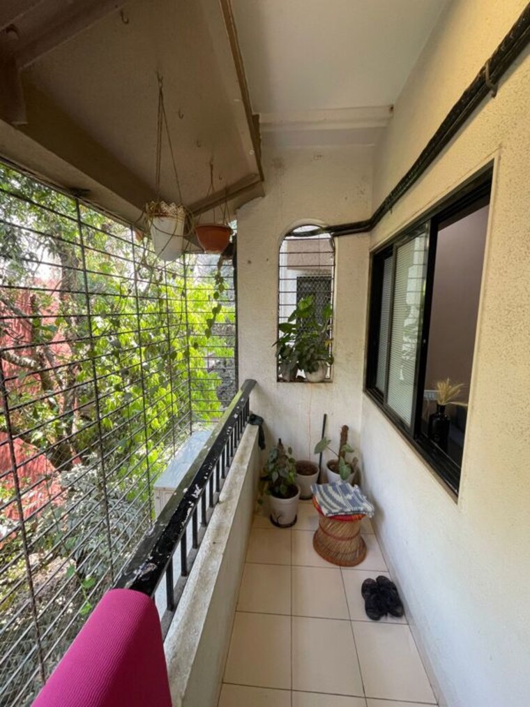 Balcony, sunaina-apartments-santacruz 2 Bedroom 725 Sq.Ft. Apartment In Santacruz West Mumbai 10201896