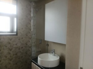 Attached Bathroom in 3 BHK Apartment at Signature Global City 63A, Sector 63a – for Rent