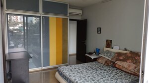 Bedroom in 3 BHK Apartment at Oberoi Exquisite Goregaon, Goregaon East – for Rent