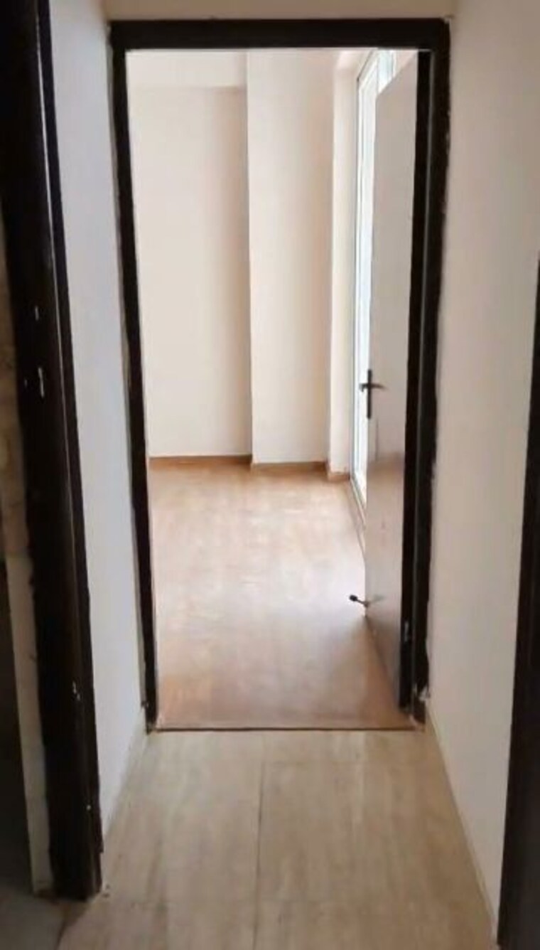 undefined, amrapali-golf-homes 2.5 Bedroom 1200 Sq.Ft. Apartment In Sector 4 Greater Noida Greater Noida 9398827