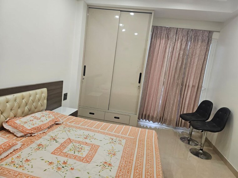 Bedroom, sector 57 3 Bedroom 2024 Sq.Ft. Builder Floor In Sector 57 Gurgaon 10202187