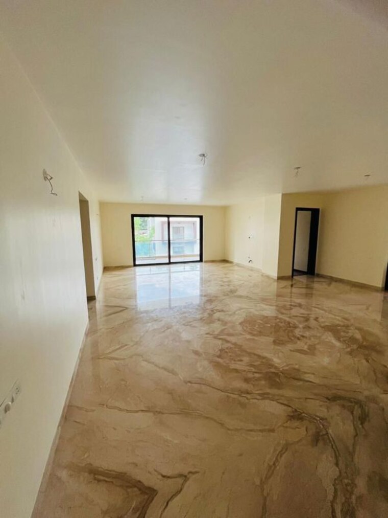 Room, vasanth nagar 3 Bedroom 4150 Sq.Ft. Apartment In Vasanth Nagar Bangalore 10202093