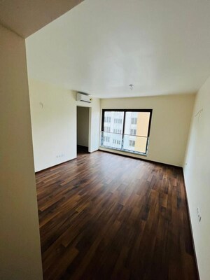 Room in 3 BHK Apartment at Vasanth Nagar – for Sale