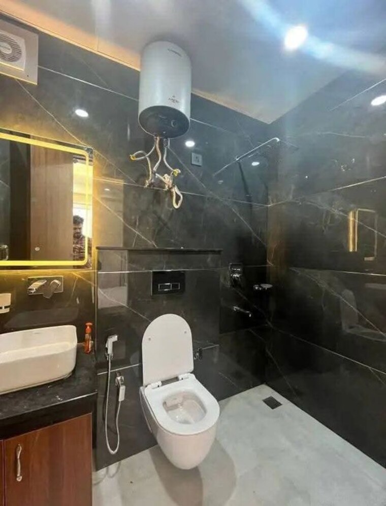 Bathroom, saket 1 Bedroom 650 Sq.Ft. Apartment In Saket Delhi 10202222