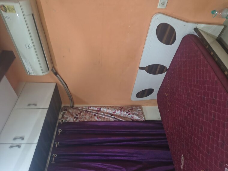 Bedroom, chembur 1 Bedroom 300 Sq.Ft. Apartment In Chembur Mumbai 10202277