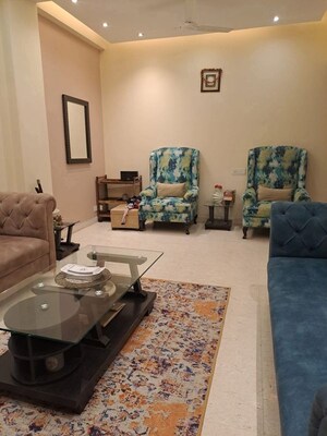 Master Bedroom in 2 BHK Apartment at Saket – for Rent